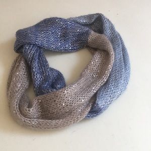 Infinity scarf